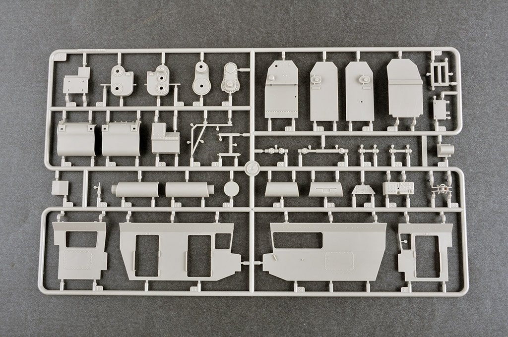 Trumpeter 01082 15U175 TEL of RS-12M1 Topol-M ICBM complex 1/35 – immagine 11