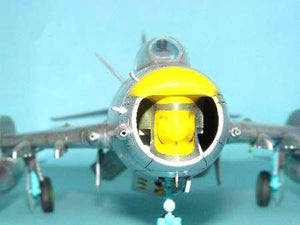 Trumpeter 02209 MiG-19PM Farmer E 1/32