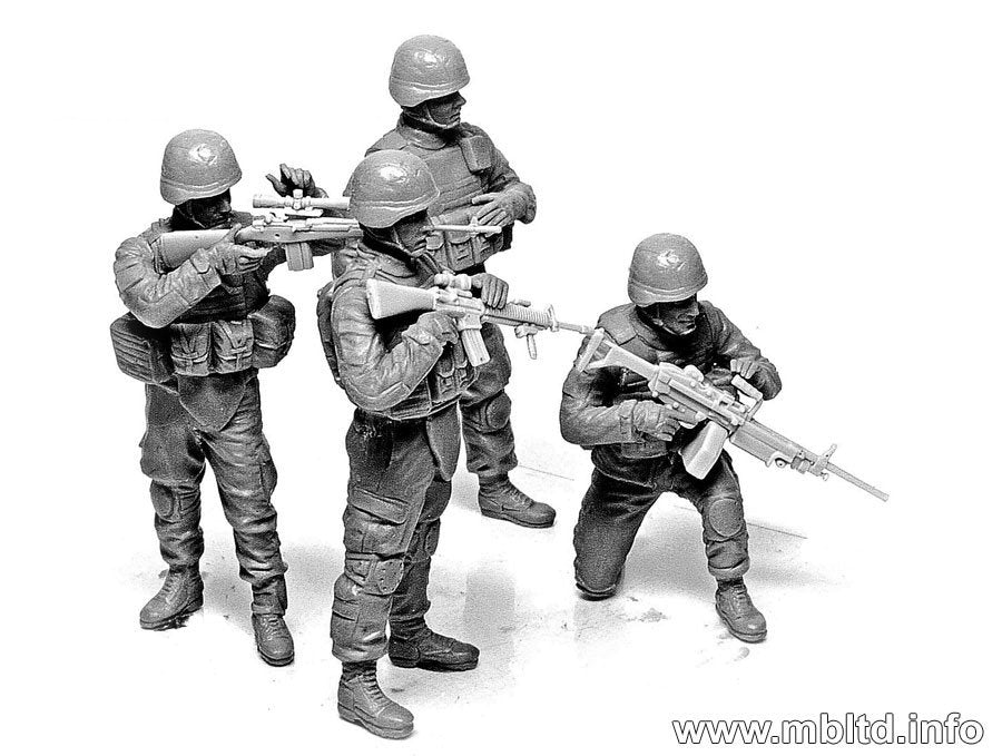 Master Box 3591 US Check Point (Iraq 2003) 1/35 – imagen 3