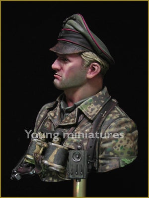 Young Miniatures YM1831 German Waffen SS Officer 1944 1/10 – Bild 4