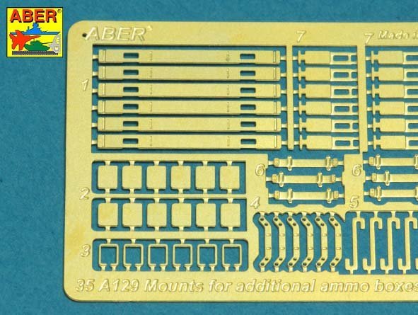 Supports Aber 35A129 pour boîtes de munitions supplémentaires utilisées sur les tanka soviétiques comme : T-54 ; T-55 ou T-62 (1/35) – image 3