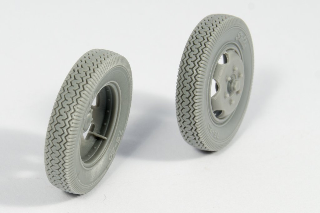 Panzer Art RE35-365 Mercedes 1500 tardive, roues de route à 6 trous (modèle commercial), échelle 1/35 – image 2
