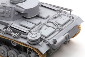 Cyber Hobby 6616 Sd.Kfz.141/3 Pz.Kpfw.III (FL) 1/35 – zdjęcie 9