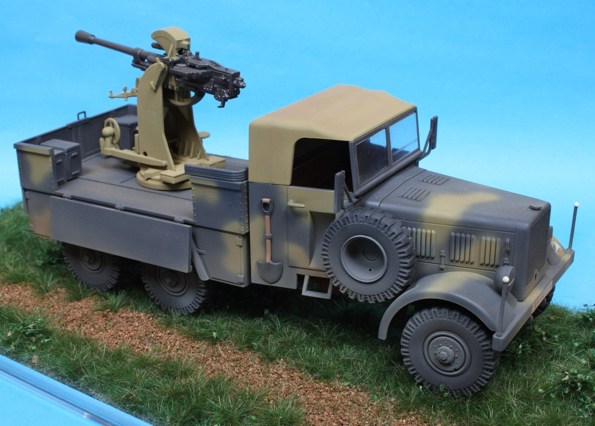 IBG 35005 Einheitsdiesel with Breda 37mm AA Gun 1/35 – immagine 3