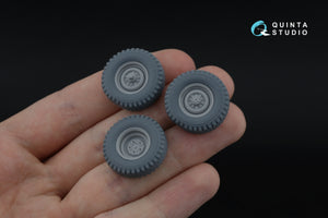 Quinta Studio QT35013 UAZ-469 Family tyre set (Zvezda) 1/35 – Bild 7