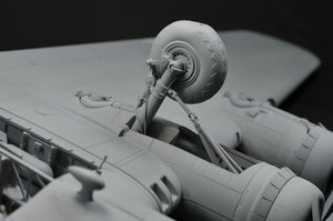 HK Models 01E04 B-17 Flying Fortress F and G 1/32 – immagine 2