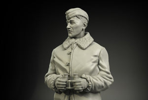 Panzer Art FI35-027 Waffen-SS tank officer winter clotches No.1 1/35 – image 4