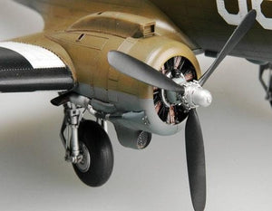 Trumpeter 02828 C-47A Skytrain 1/48 – zdjęcie 3
