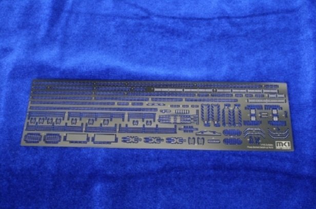 MK1 Design MD-70014 ZUIKAKU PONT EN BOIS DX pour TAMIYA 1/700 – image 3