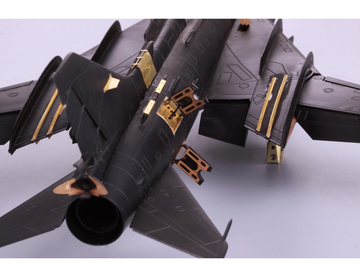 Eduard 48924 Su-17 M3/ M4 air brakes KITTY HAWK 1/48 – image 2