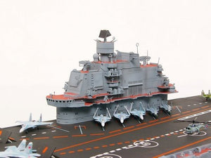 Trumpeter 05606 USSR Admiral Kuznetsov aircraft carrier 1/350 – Bild 7