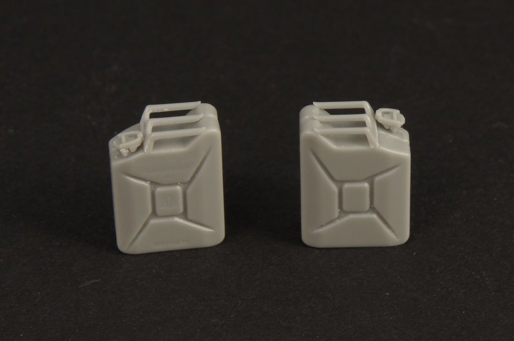 Panzer Art RE35-301 WWII German 20l canisters late pattern (12pcs) 1/35 – immagine 3