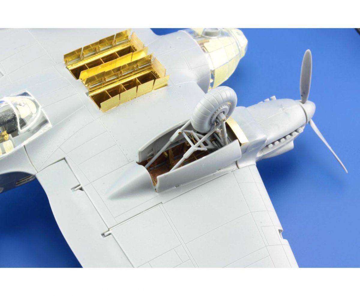 Eduard 72609 He 111P-2 exterior 1/72 AIRFIX – image 6