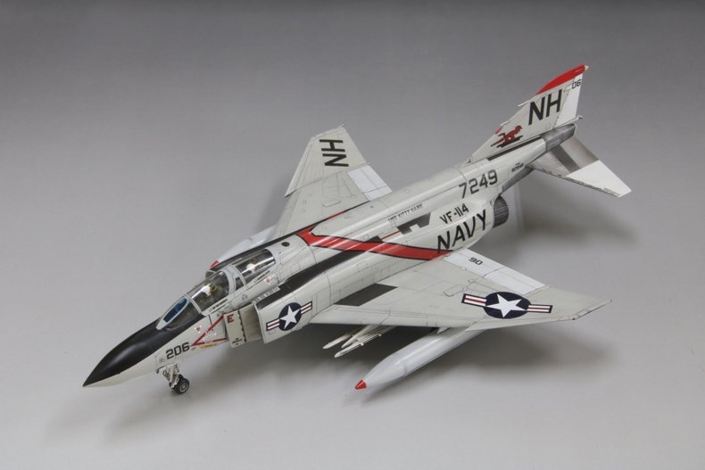 Fine Molds FP43S U.S. Navy Jet Fighter F-4J &amp;quot;Aardvarks&amp;quot; 1/72 – imagen 2