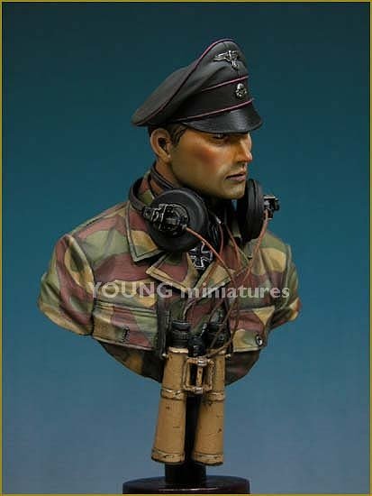 Young Miniatures YM1805 SS Panzer Officer Normandie 1944 1/10 – Bild 4