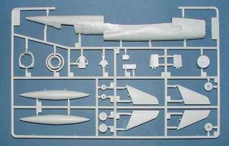 Trumpeter 01605 North American F-107A Ultra Sabre 1/72 – imagen 5