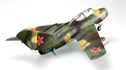 Hobby Boss 80262 MiG-15UTI Midget 1/72 – Bild 3
