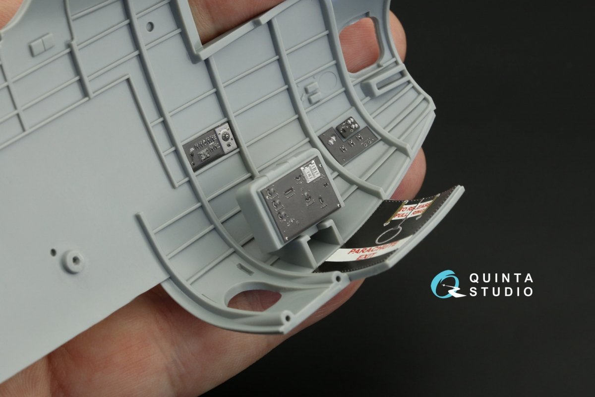 Quinta Studio QD32151 Avro Lancaster B. Mk.I 3D-Printed &amp;amp; coloured Interior on decal paper (HK Model) 1/32 – Bild 12