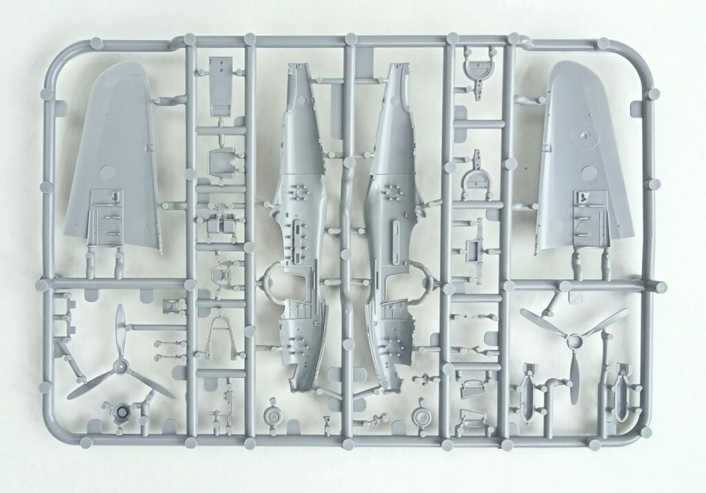 Arma Hobby 70057 P-400 Airacobra 1/72 – immagine 5