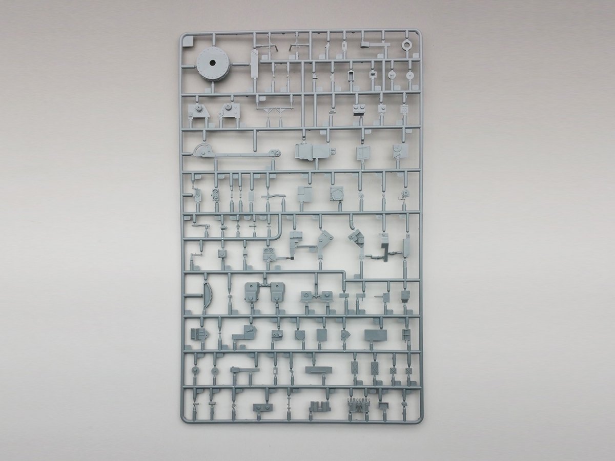 Amusing Hobby 35A010 Rheintochter R-1 1/35 – image 6