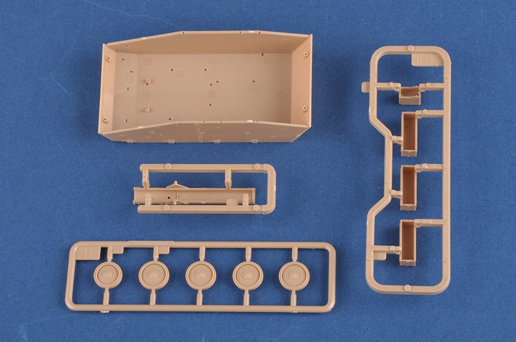 Hobby Boss 84556 Romanian TACAM T-60 1/35 – immagine 5