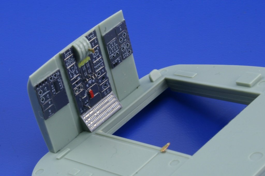 Eduard 49364 CH-53E interior 1/48 Academy – imagen 10