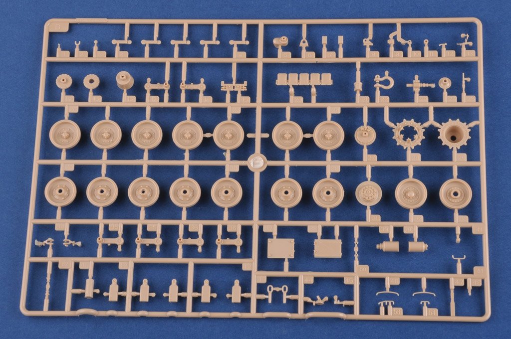 Hobby Boss 84502 Leopard C1A1 (Canadian MBT) 1/35 – Bild 7