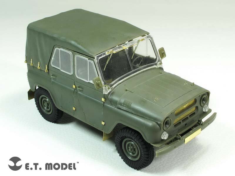 E.T. Model E35-179 Soviet UAZ-469 All-Terrain Vehicle (For TRUMPETER 02327) 1/35 – immagine 2