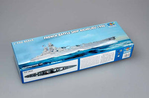Trumpeter 05751 FRENCH NAVY RICHELIEU 1946 1/700 – Bild 2