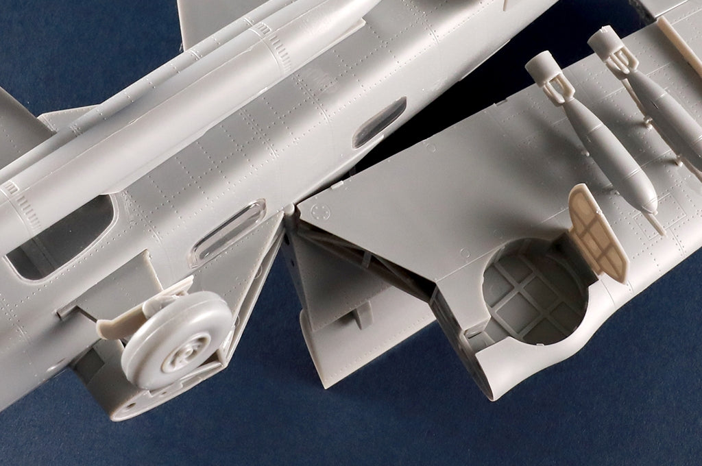 Trumpeter 05825 Fairey Barracuda WW II Torpedo Bomber 1/48 – Bild 24