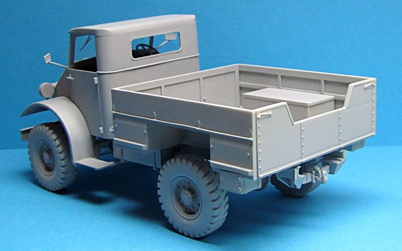 Mirror Models 35108 CMP F15A FORD VAN LORRY 1/35 – Bild 3