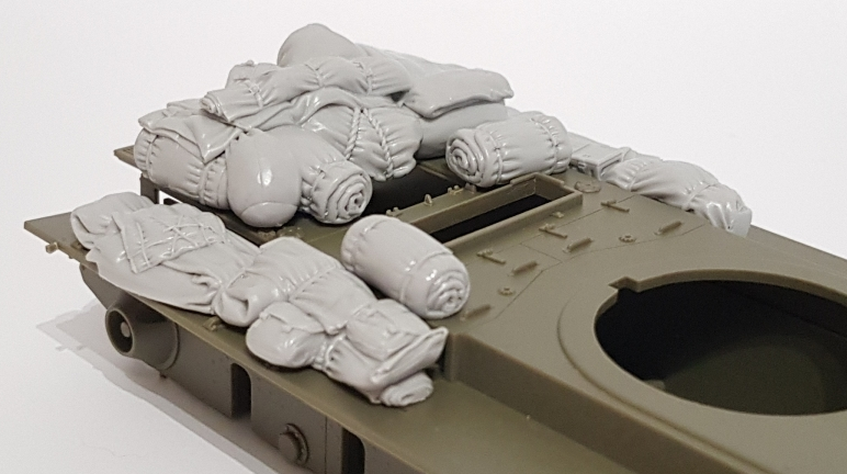 Panzer Art RE35-627 Stowage set for A34 “Comet” 1/35 – immagine 2