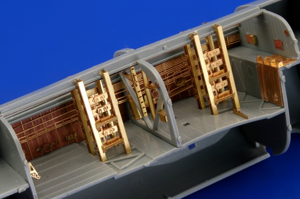 Eduard 72489 B-24 bomb bay 1/72 HASEGAWA – imagen 4