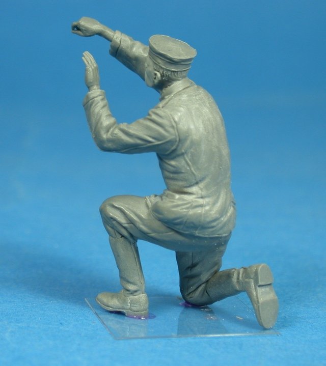 Copper State Models F32-015 German bomber ground crewman N.2 1/32 – zdjęcie 3