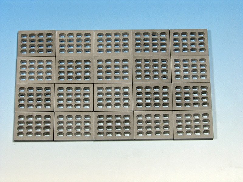 Eureka XXL E-018 Modern Concrete Road Panels (Perforated) 1/35 – Bild 5