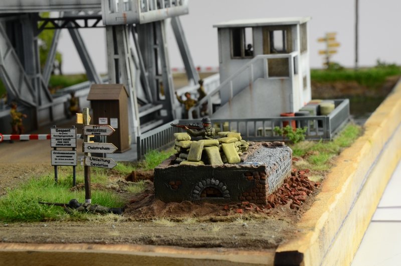 Italeri 6194 PEGASUS BRIDGE - D.Day 75Ann.1944-2019 - BATTLE SET 1/72 – image 10