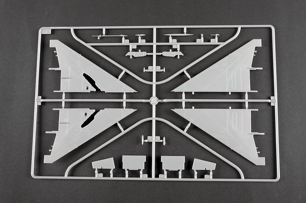 Trumpeter 02824 JJ-7 Trainer 1/48 – immagine 15