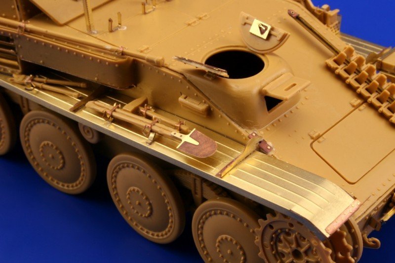 Eduard 36046 Flakpanzer 38 (Gepard) exterior 1/35 Italeri – immagine 4