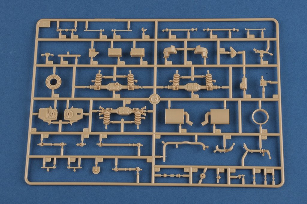 Hobby Boss 85522 LKW 7t mil gl 1/35 – image 10
