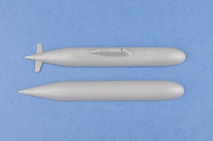 Hobby Boss 83525 Russian Navy SSN Akula Class Attack Submarine 1/350 – Bild 4