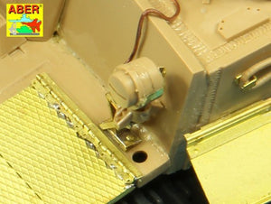 Aber 35259 Sd.Kfz.18 Pz.Kpfw.VI Ausf.E Tiger I (s.PzAbt. 501 in Tunisia) 1/35 – immagine 13
