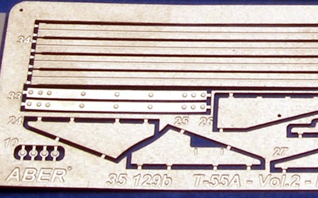 Aber 35129 Blotniki do radzieckiego czolgu sredniego T-55A cz.2 zestaw dodatkowy (TAM,TRU) 1/35 – immagine 2