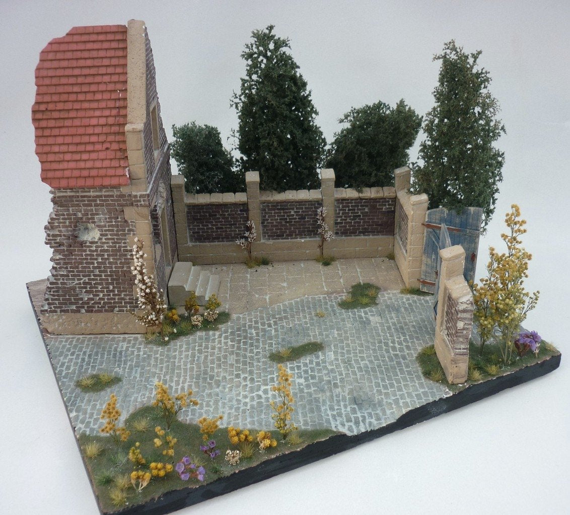 RT-Diorama 35214 Diorama-Base:&amp;quot;Backyard&amp;quot; 1/35 – immagine 7