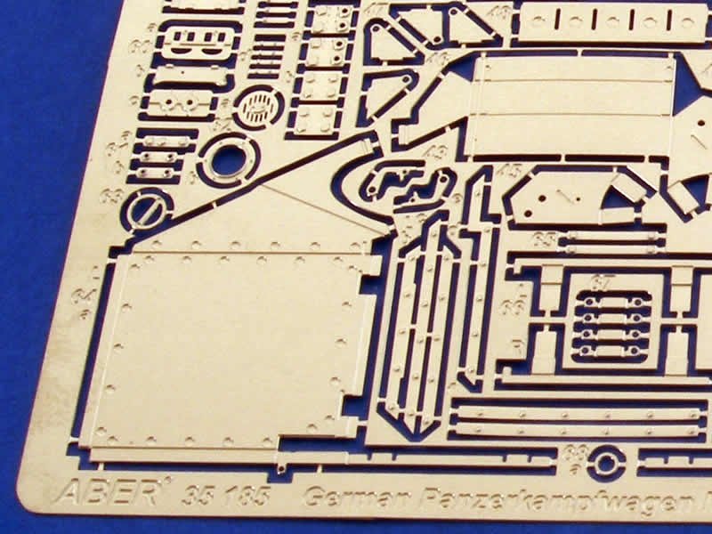 Aber 35185 German medium tank Pz.Kpfw. IV, Ausf. D - vol.1 - basic set 1/35 – imagen 2