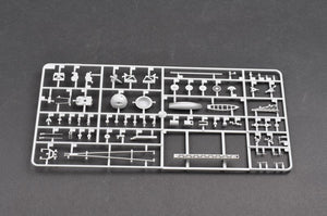 Trumpeter 03702 German Bismarck Battleship 1/200 – image 30