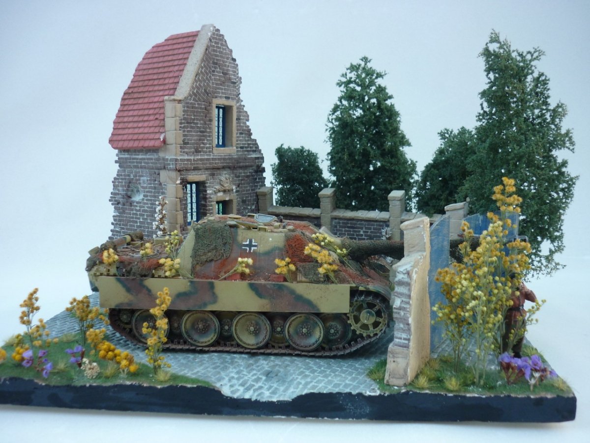 RT-Diorama 35214 Diorama-Base:&amp;quot;Backyard&amp;quot; 1/35 – immagine 13
