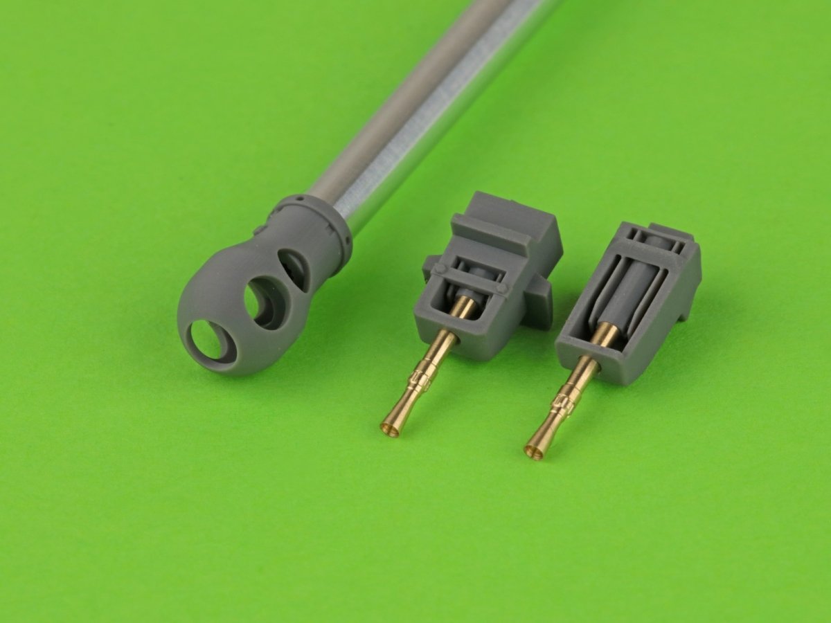 Master GM-35-047 A34 Comet - 77mm HV gun barrel &amp;amp; Besa MG barrels with resin mounts (for Tamiya kit) 1/35 – Bild 3