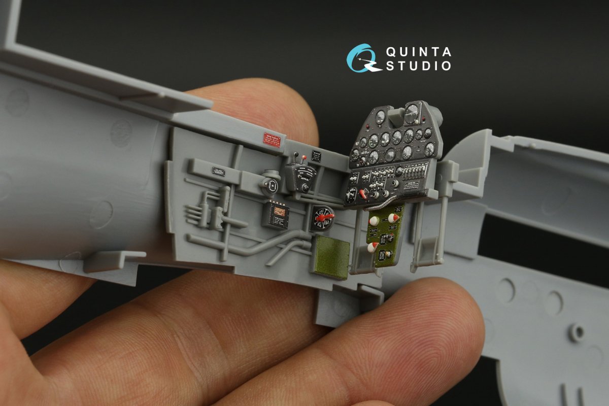 Quinta Studio QD32137 P-40E/K 3D-Printed &amp;amp; coloured Interior on decal paper (Hasegawa) 1/32 – immagine 3