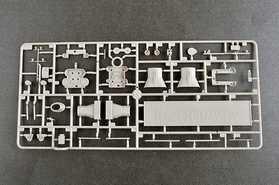 Trumpeter 05349 Italian Heavy Cruiser Gorizia 1/350 – immagine 6