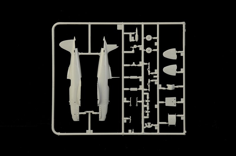 Italeri 1439 MC.202 Folgore 1/72 – immagine 9